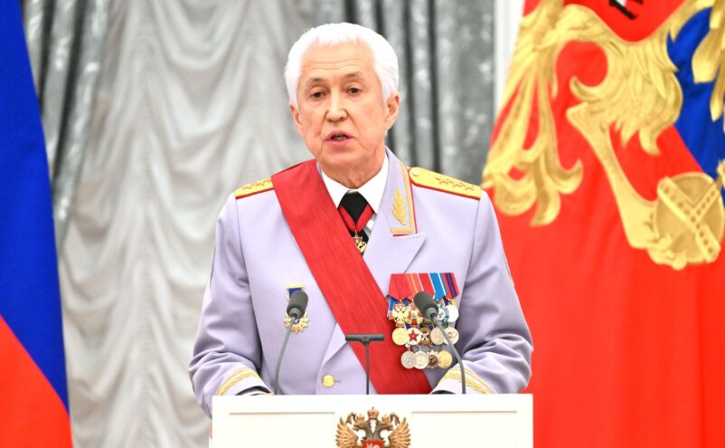 Владимир Васильев получил орден «За заслуги перед Отечеством» I степени Владимир Васильев получил орден «За заслуги перед Отечеством» I степени