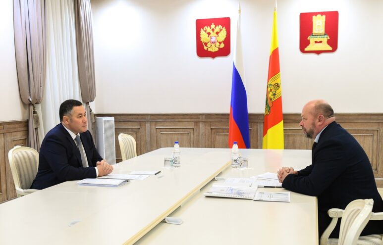 Игорь Руденя провёл встречу с главой Калининского округа Сергеем Румянцевым Игорь Руденя провёл встречу с главой Калининского округа Сергеем Румянцевым