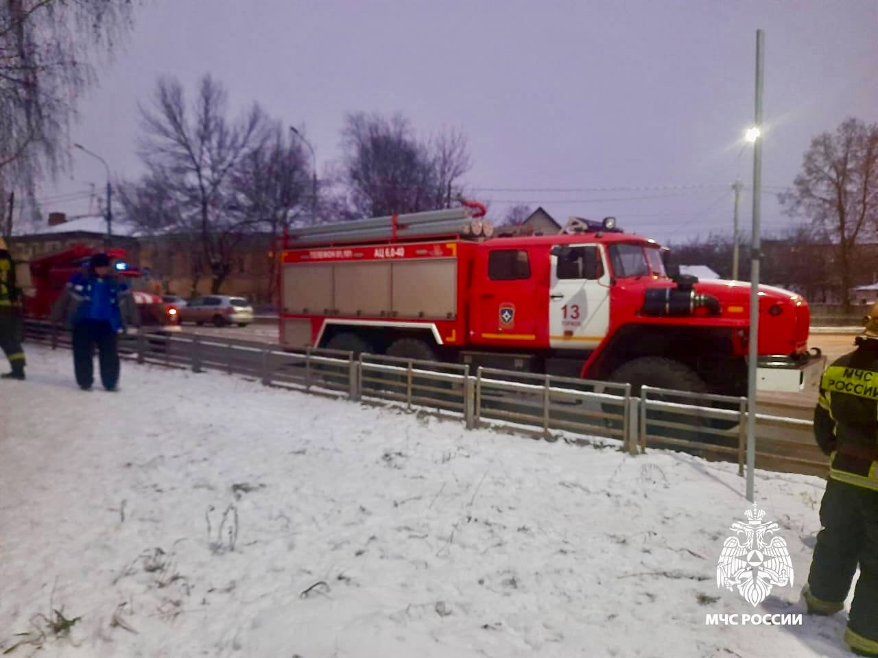 В Тверской области спасли дедушку с внуками