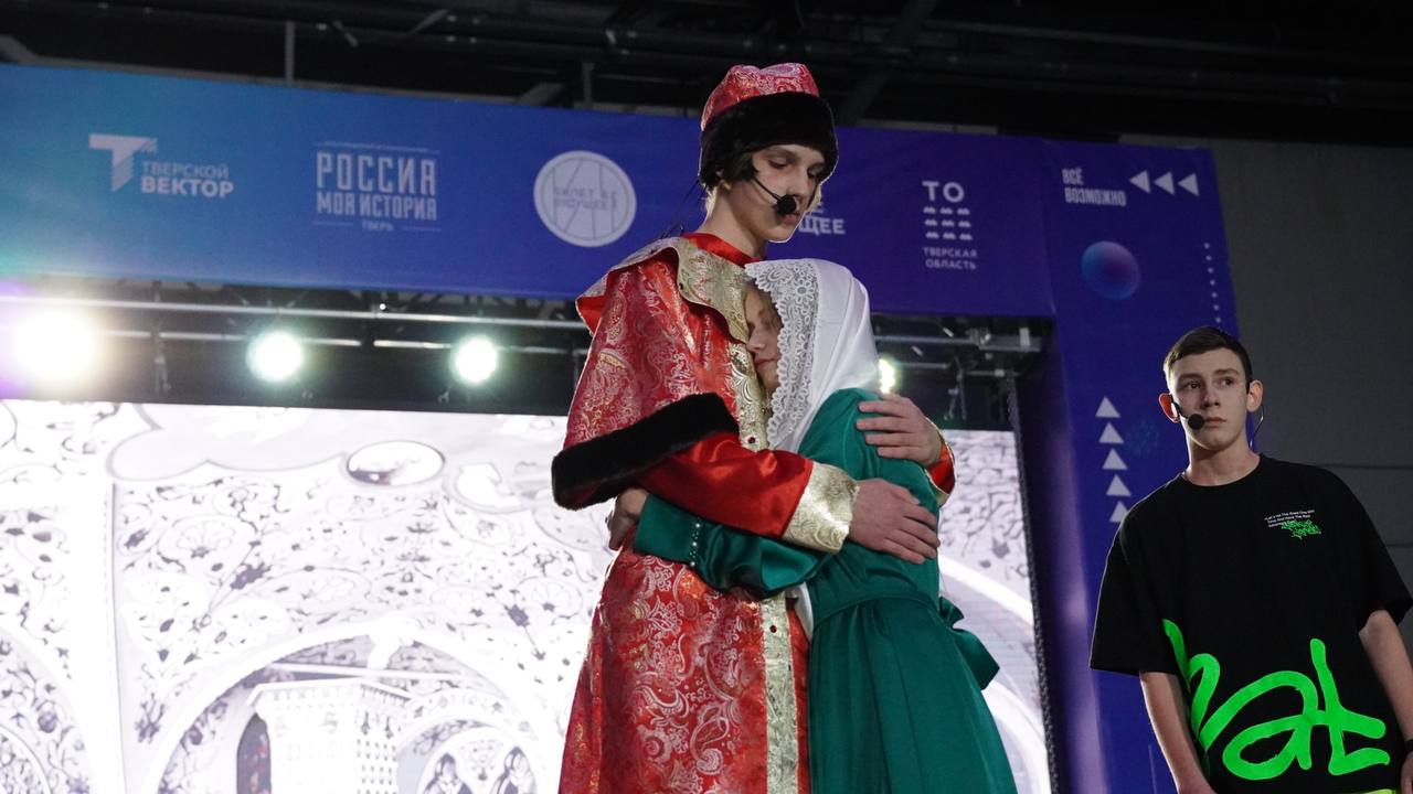 «Первый шаг» Движения Первых: В Твери состоялась премьера детского спектакля