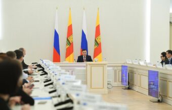 Игорь Руденя рассказал о поощрении супружеских пар, много лет проживших в браке