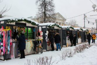 В тверском Городском саду начала работу Рождественская ярмарка В тверском Городском саду начала работу Рождественская ярмарка