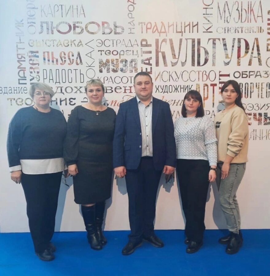 Лучшим клубным работником стал заведующий торопецким кинотеатром Лучшим клубным работником стал заведующий торопецким кинотеатром