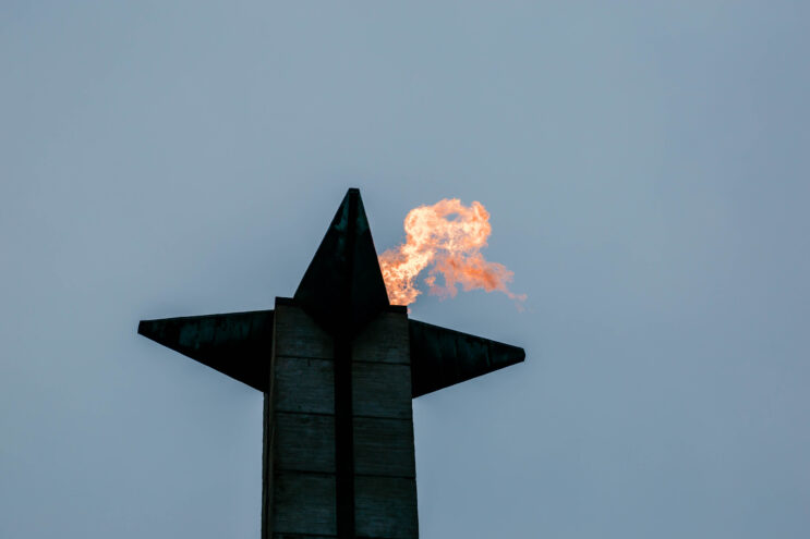 Губернатор Игорь Руденя поздравил жителей Твери и области с Днём освобождения города Калинина Губернатор Игорь Руденя поздравил жителей Твери и области с Днём освобождения города Калинина