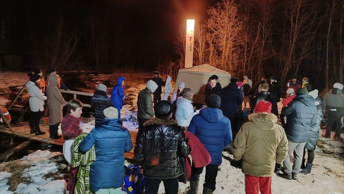 В Лихославльском округе Крещенские купания прошли на реке Малице