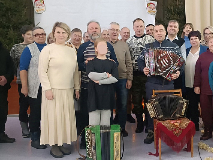 В Андреапольском округе прошла творческая встреча с краеведом и гармонистом Сергеем Смирновым В Андреапольском округе прошла творческая встреча с краеведом и гармонистом Сергеем Смирновым