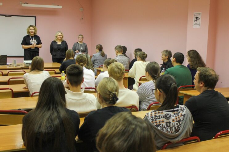 Школьники Тверской области пишут региональную олимпиаду Школьники Тверской области пишут региональную олимпиаду