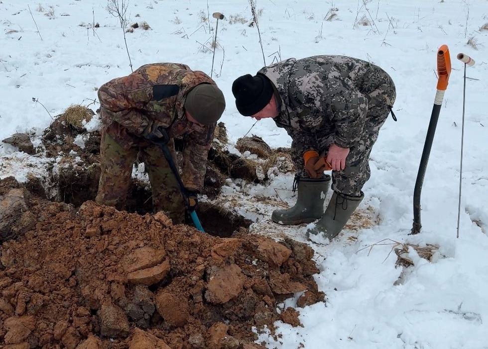 Поисковики обнаружили останки трёх неизвестных солдат, погибших подо Ржевом