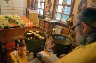 В Тверской области осуждённым привезли икону с частицей мощей святого князя Александра Невского В Тверской области осуждённым привезли икону с частицей мощей святого князя Александра Невского