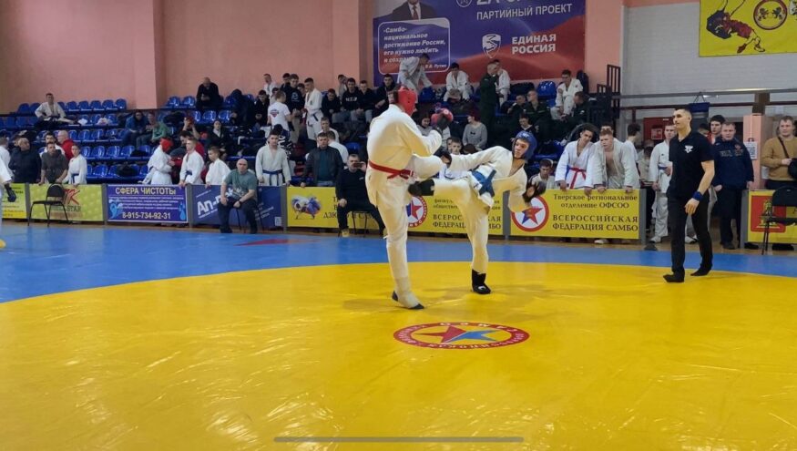 В Ржеве прошел турнир по рукопашному бою в честь образования Тверского СОБР «ВОЛК»