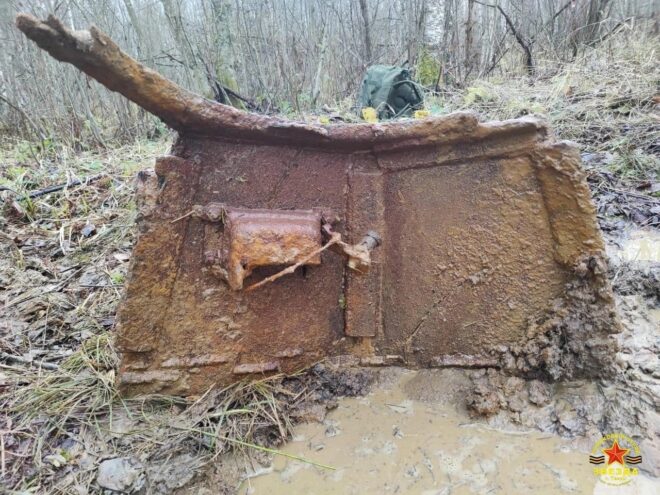 В Тверской области нашли крупный фрагмент башни танка Т-60 В Тверской области нашли крупный фрагмент башни танка Т-60