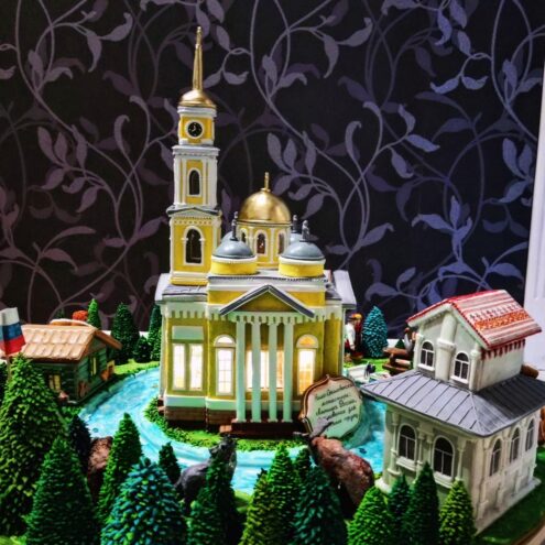 Кондитер сделала пряничную композицию, посвящённую Осташковскому округу Кондитер сделала пряничную композицию, посвящённую Осташковскому округу