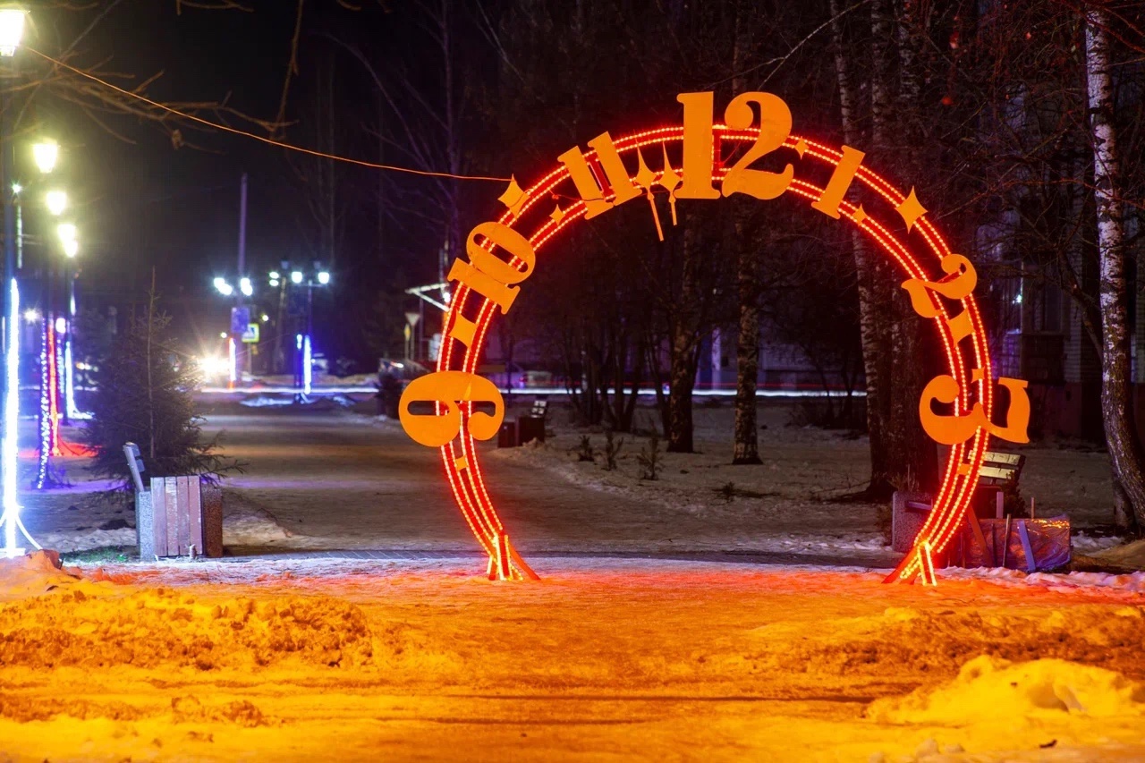 Глава Ржевского округа показал, как украсили город к праздникам