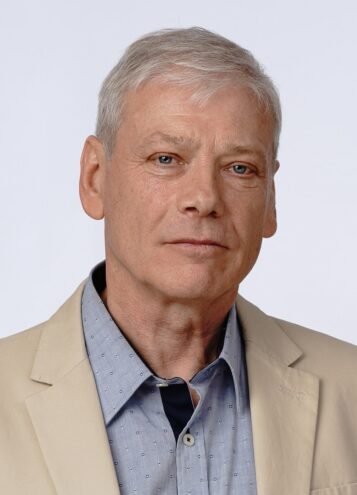 Дмитрий Фадеев: Сегодня тысячи добровольцев приходят на мобилизационные пункты, выбрав для себя службу по контракту Дмитрий Фадеев: Сегодня тысячи добровольцев приходят на мобилизационные пункты, выбрав для себя службу по контракту