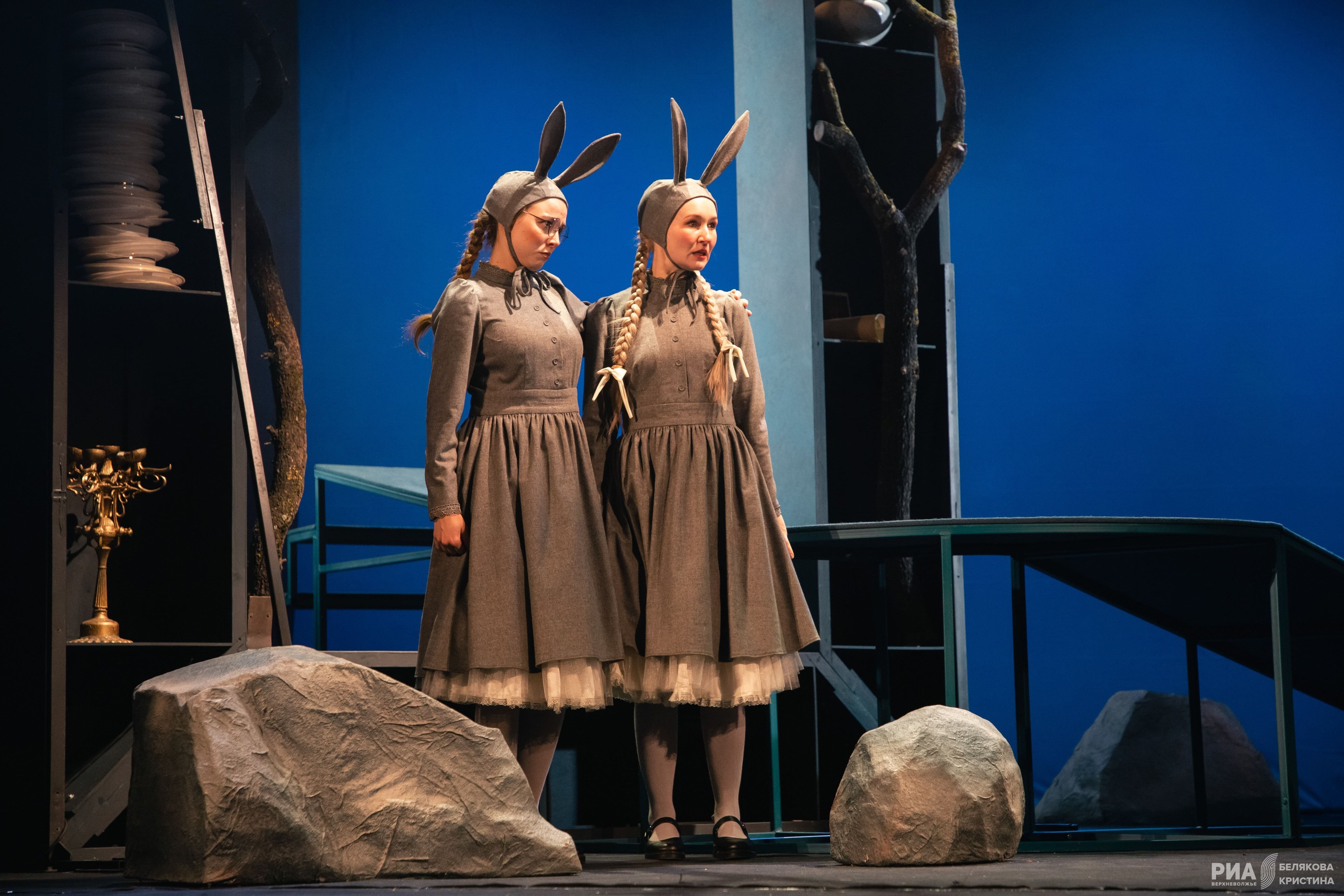 Людвиг XIV и Тутта единственная: В Тверском ТЮЗе рассказали историю "невозможной" дружбы Людвиг XIV и Тутта единственная: В Тверском ТЮЗе рассказали историю "невозможной" дружбы