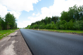 В 2025 году в Тверской области отремонтируют 37 километров сельских дорог В 2025 году в Тверской области отремонтируют 37 километров сельских дорог