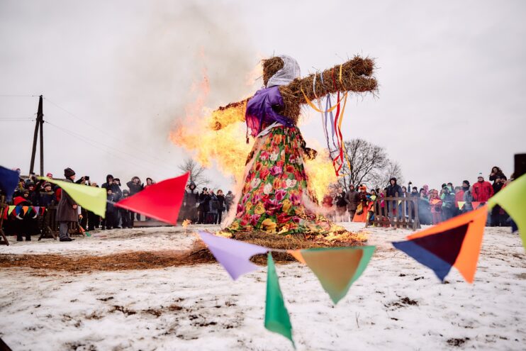 На Масленицу в Тверской области сожгут чучело Масленицу