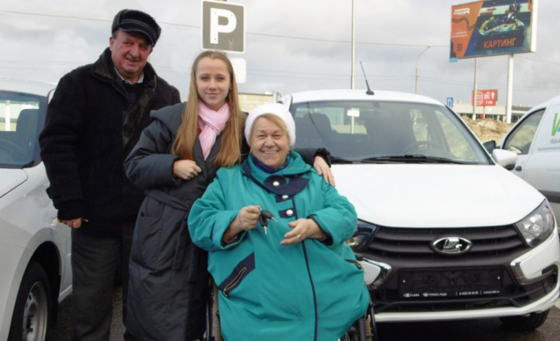 Жители Твери, пострадавшие на производстве, получили новые автомобили