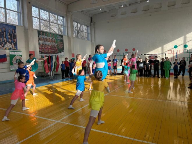 В Твери прошел зимний фестиваль ВФСК ГТО среди школ