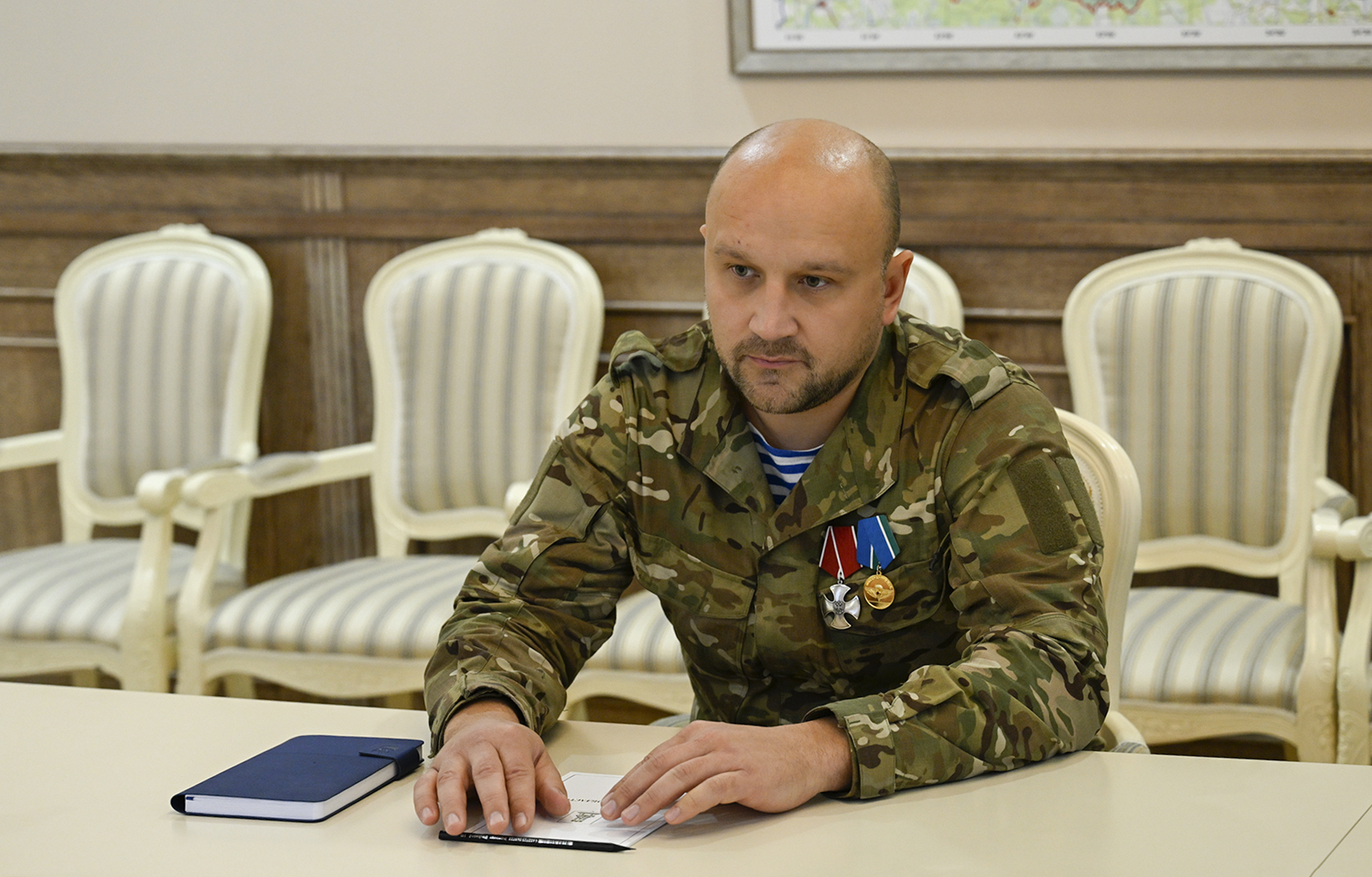 Игорь Руденя обсудил с участником СВО трудоустройство ветеранов спецоперации