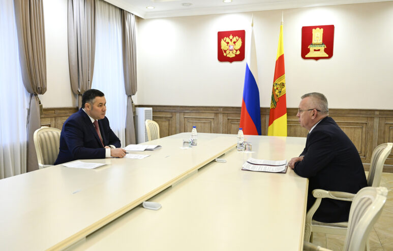 Игорь Руденя провёл встречу с главой Пеновского округа Владимиром Морозовым Игорь Руденя провёл встречу с главой Пеновского округа Владимиром Морозовым