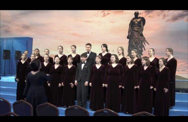 Студенты Тверского музыкального колледжа исполнили легендарный марш «Прощание славянки» Прощание славянки