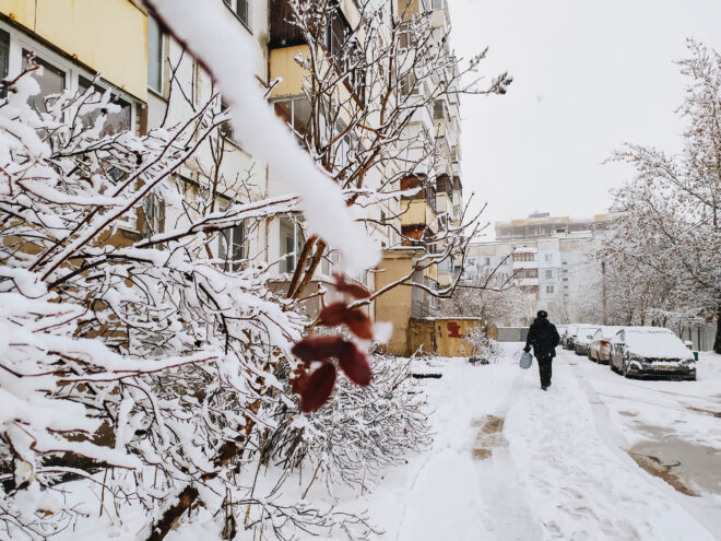 Погода в Тверской области продолжает быть снежной и морозной