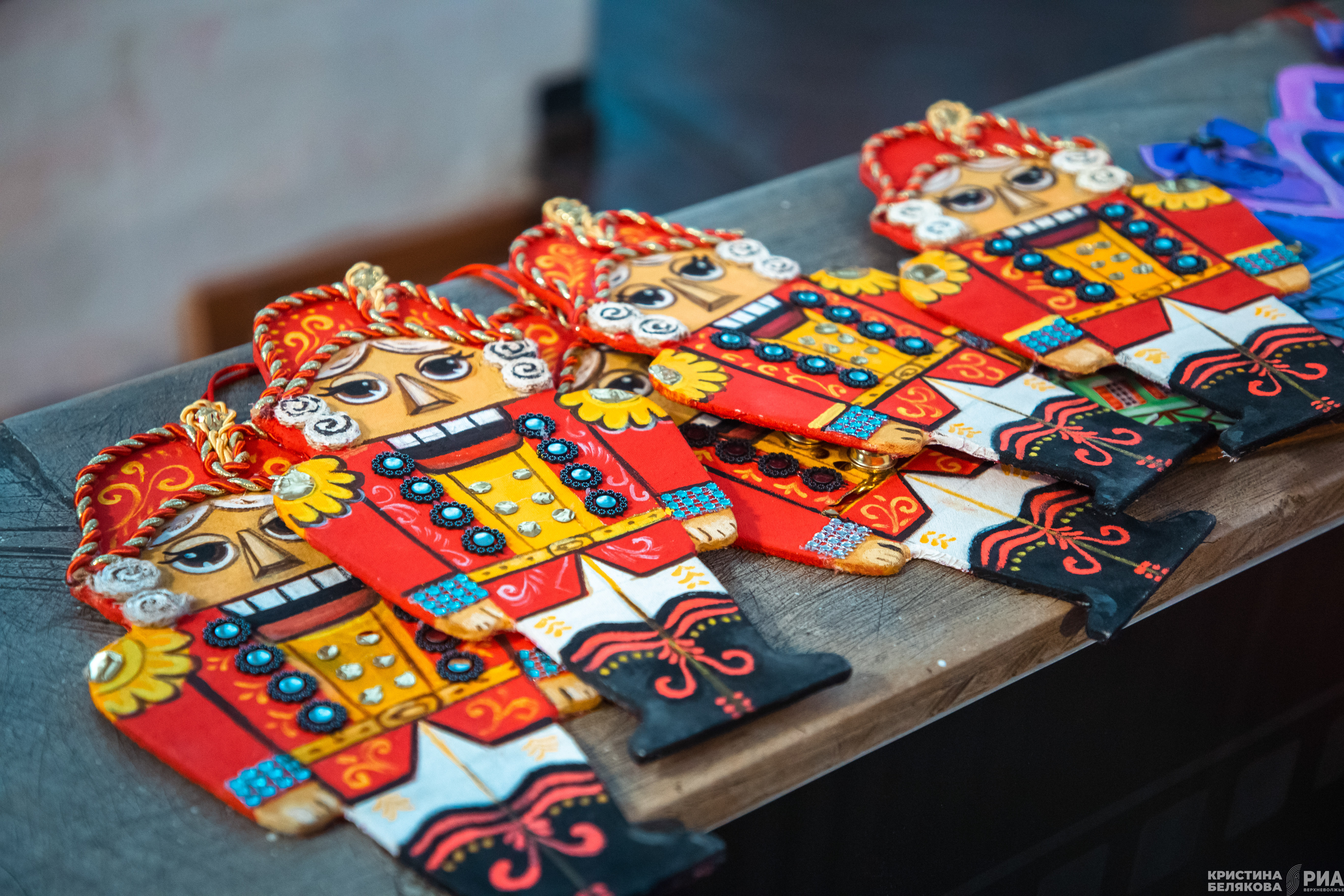 Невидимая работа: Как во время пандемии в Тверском театре кукол создали 400 уникальных елочных игрушек Невидимая работа: Как во время пандемии в Тверском театре кукол создали 400 уникальных елочных игрушек