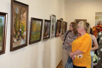 К юбилею Народной галереи в поселке Солнечный Тверской области открылась выставка «Лавра, монастырь, пустынь» Лавра, монастырь, пустынь