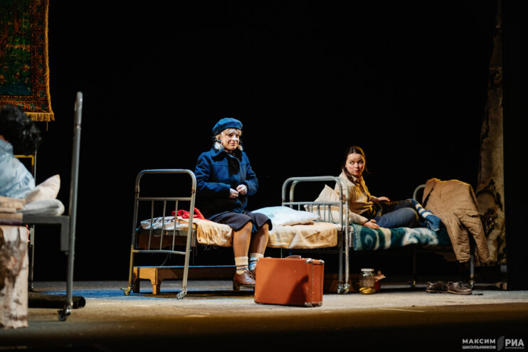 Заветные подруги: в Твери состоялась премьера спектакля «Девчата» Девчата