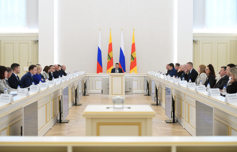 В Тверской области появилась программа по подготовке участников СВО к работе в органах власти программа