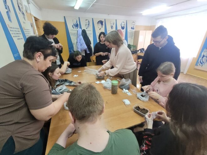 Жители Андреапольского округа