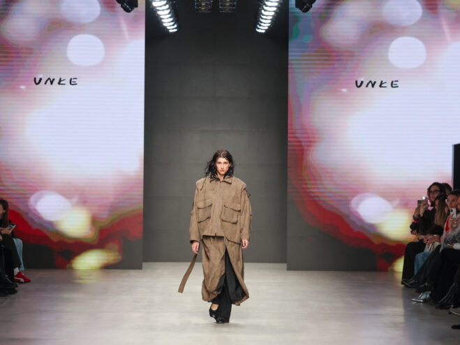 Дизайнер из Твери представила на Московской неделе моды коллекцию, посвященную свету и тени Московской неделе моды