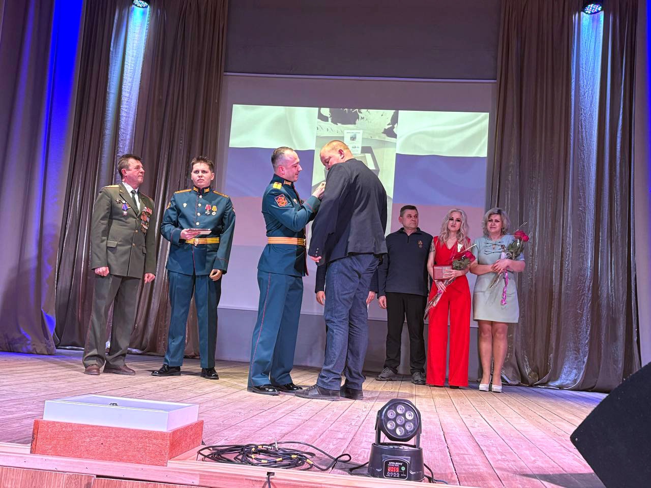 В Ржеве начальник ИК-7 УФСИН России по Тверской области награжден медалью ИК-7 УФСИН