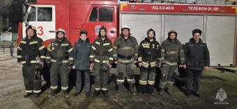 В Твери сотрудники МЧС спасли мужчину из горящей квартиры В Твери