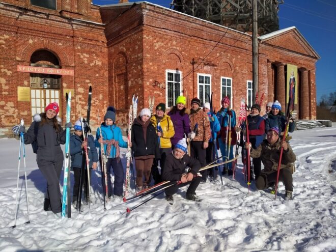 В Тверской области прошёл традиционный лыжный поход в поддержку военнослужащих