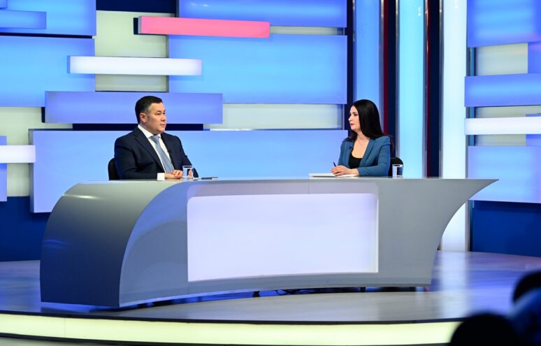 Поддержка ветеранов, ледовая арена в Торжке, субботники: Игорь Руденя ответил на вопросы телезрителей в прямом эфире