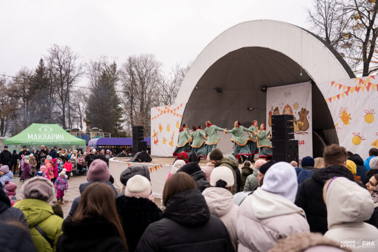 Блины, концерт и конкурсы: Как в Твери отмечают Масленицу отмечают Масленицу