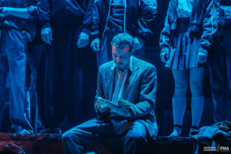 Перемены в душе и на сцене: символы обновления в тверском спектакле про Географа спектакле