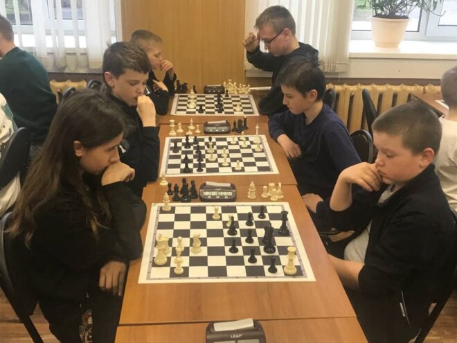 школьников