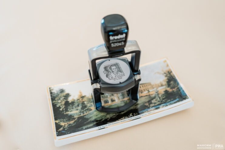 В Тверском императорском дворце погасили марку в честь 250-летия архитектора Карла Росси Карла Росси