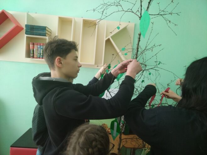 Юным жителям Тверской области рассказали о пользе березы