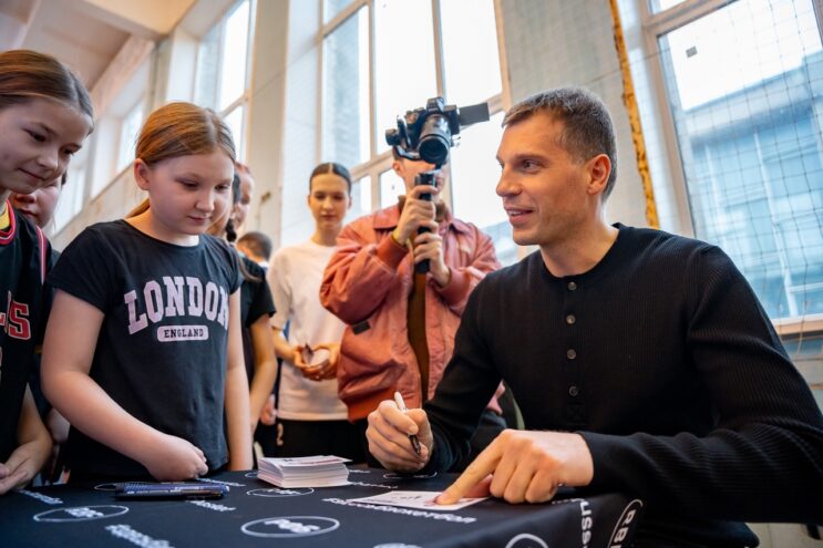 В Тверскую область приезжал баскетболист с мировым именем