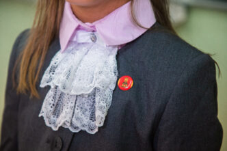 В Тверской области стартовала кампания по обеспечению детей из многодетных семей бесплатной школьной формой кампания