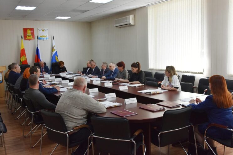 Налоги и бюджет обсудили Вышневолоцкие депутаты