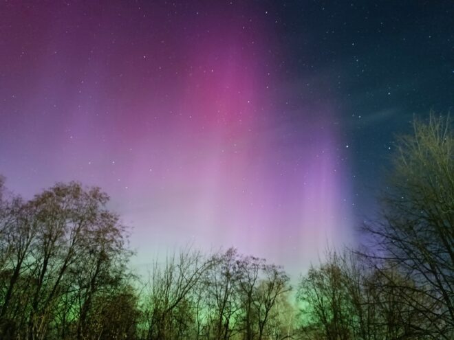 В городе Тверской области сфотографировали северное сияние северное сияние