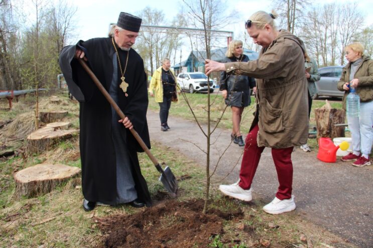 Аллею защитников Отечества заложили в Тверской области