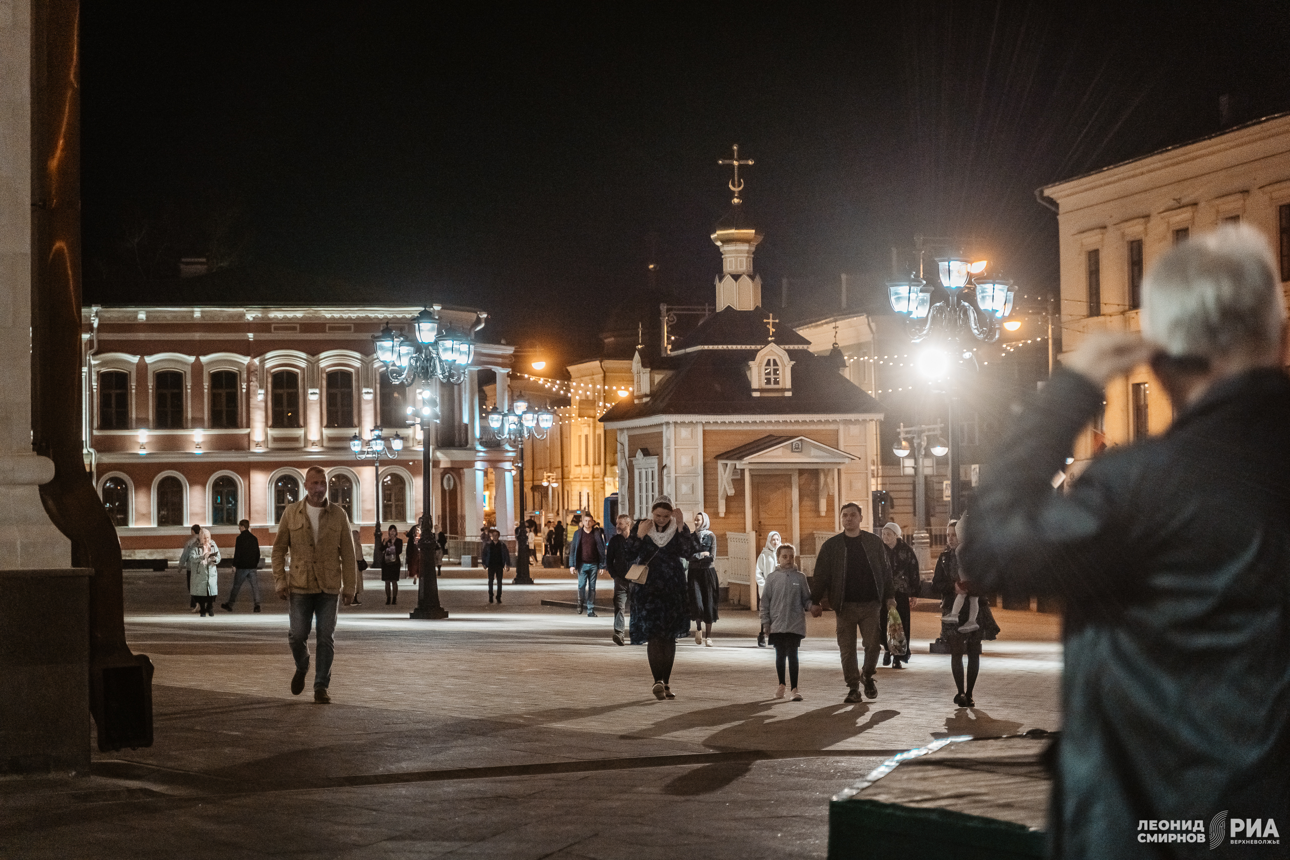 Фоторепортаж: как встретили Пасху в Спасо-Преображенском кафедральном соборе Твери