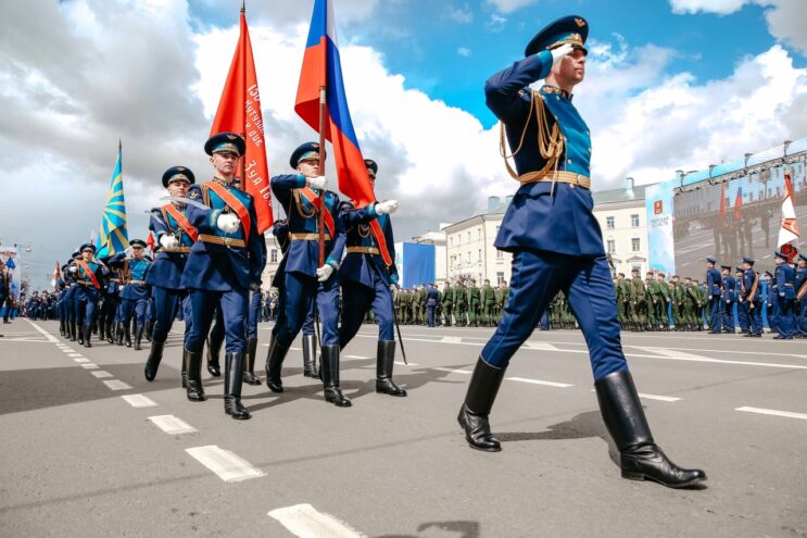 Торжественное прохождение войск Ржевского гарнизона покажут в прямом эфире в День Победы Торжественное прохождение войск Ржевского гарнизона покажут в прямом эфире в День Победы