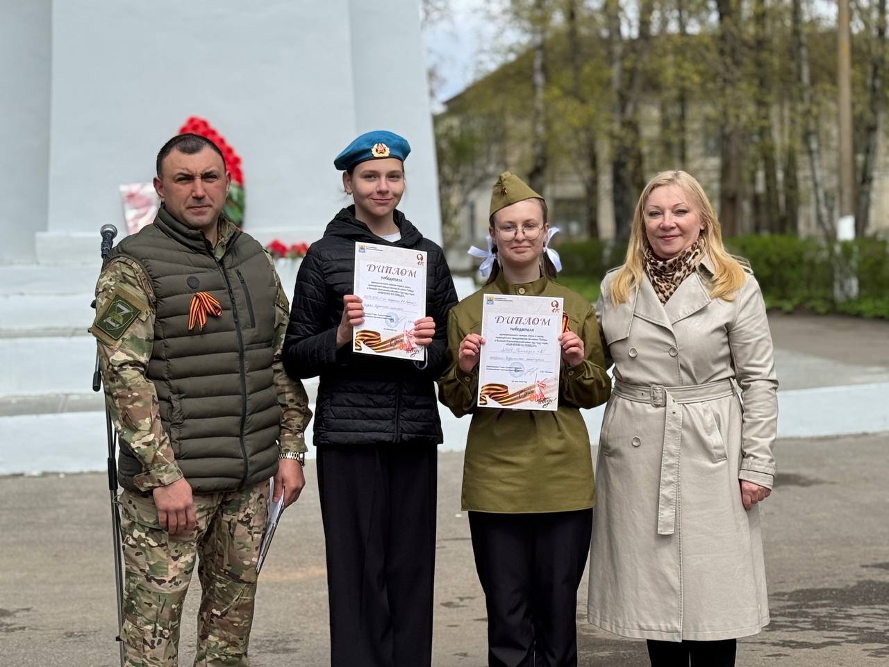 В Осташкове состоялся первый муниципальный конкурс строя и песни В Осташкове состоялся первый муниципальный конкурс строя и песни